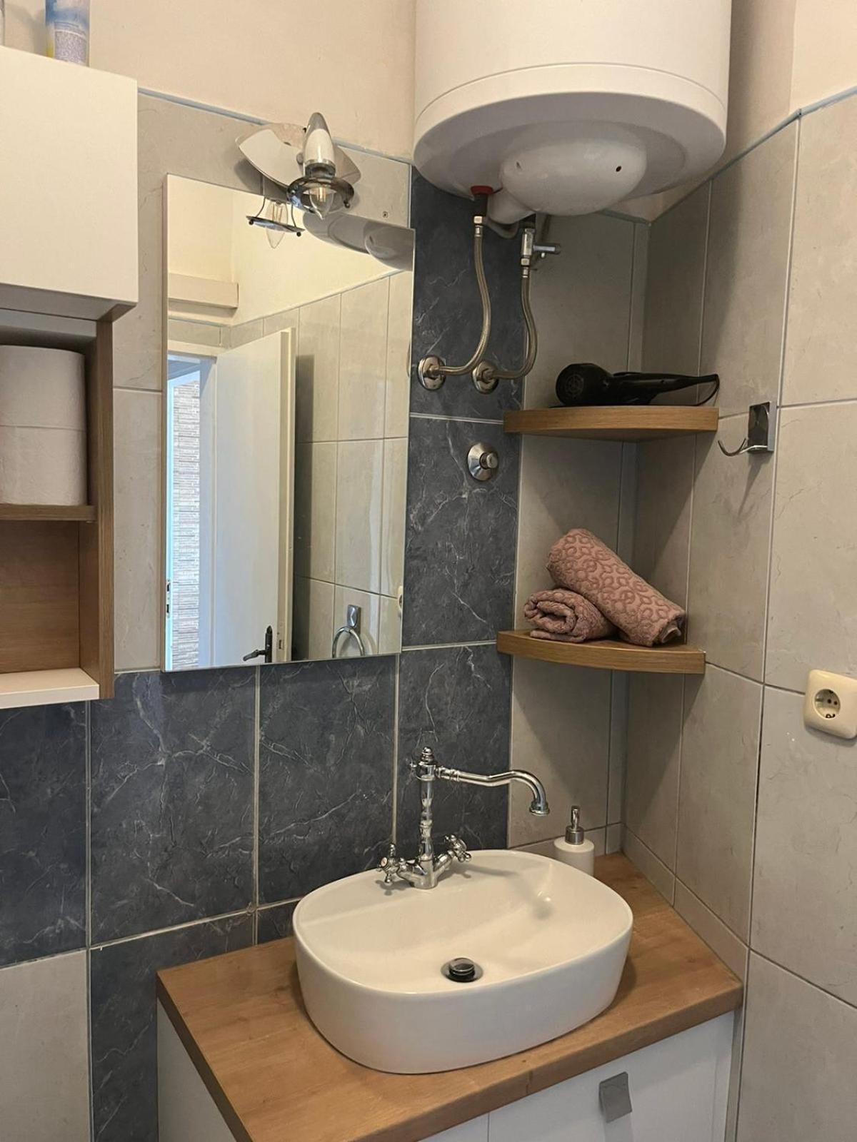 Apartment Arena Akvileja Póla Kültér fotó